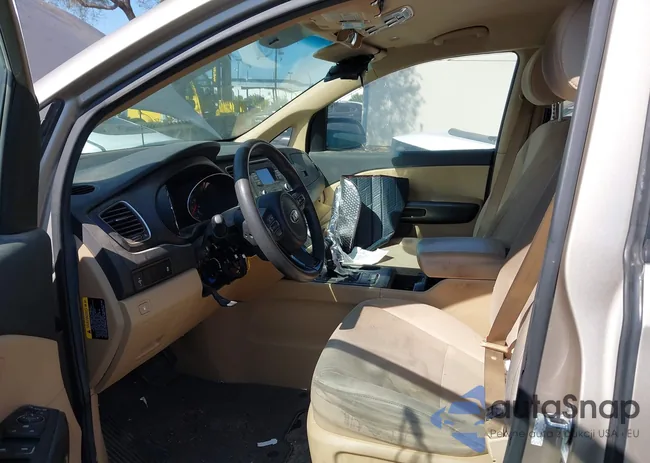 KNDMB5C14H6244871: 43160874