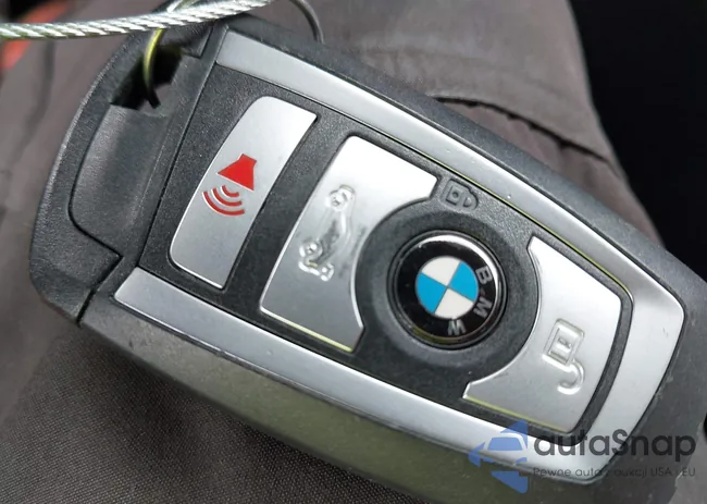 WBS4Y9C07LAH83077: 43160960