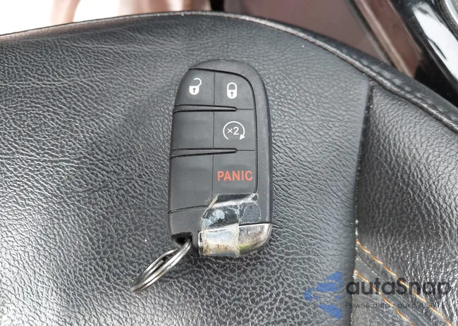 3C4NJDCB4LT233250: 43162061