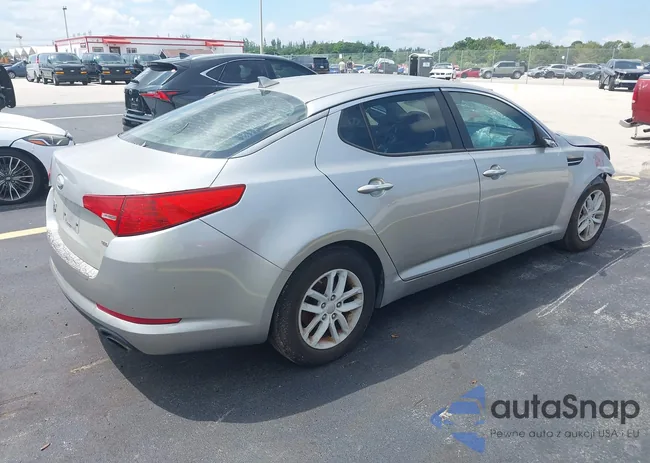 KNAGM4A79D5331462: 43162115