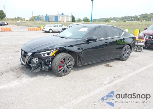 1N4BL4CV3KC123779: 43162192