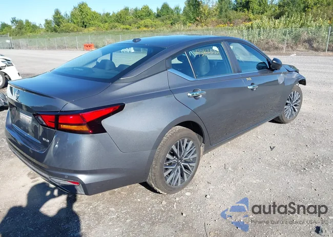 1N4BL4DW2SN370996: 43162535