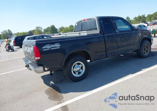 2FTRX18L6XCA85677: 43162540