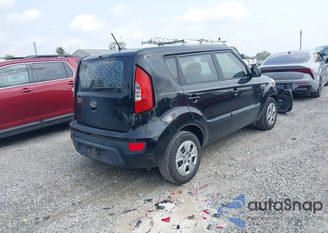 KNDJT2A52C7739867: 43161818