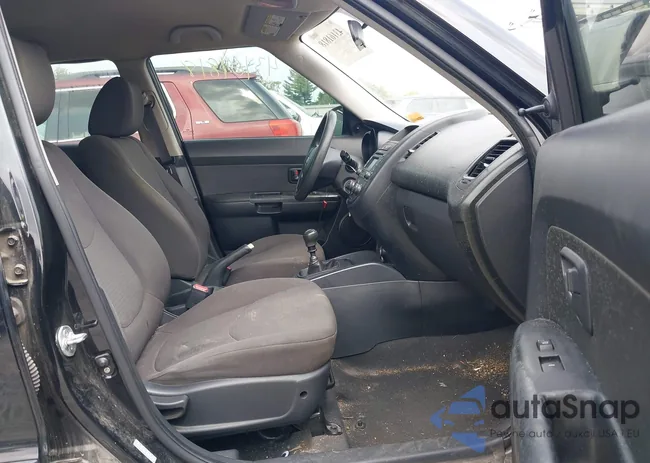 KNDJT2A52C7739867: 43161818