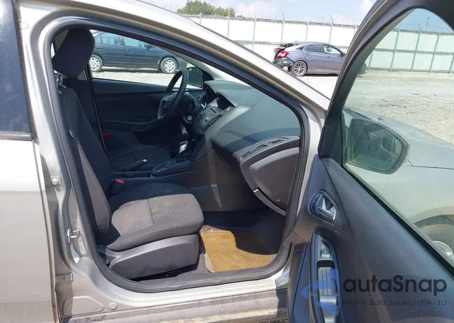 1FADP3F27FL214150: 43161851