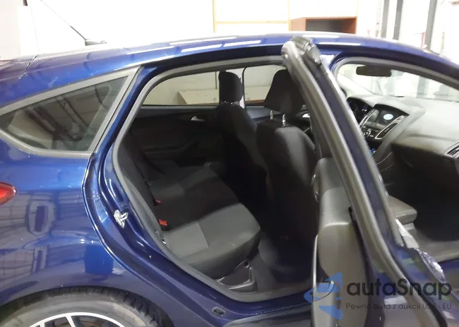 1FADP3M29HL205682: 43161864