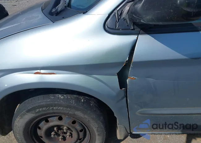 2D4GP44323R244185: 43161892