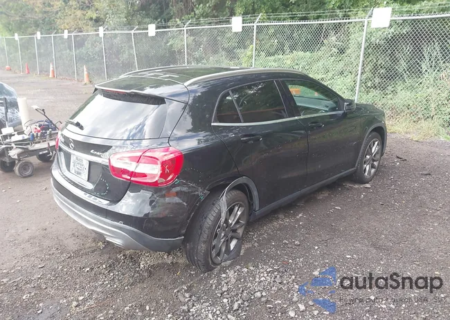 WDCTG4GB4FJ144171: 43161913