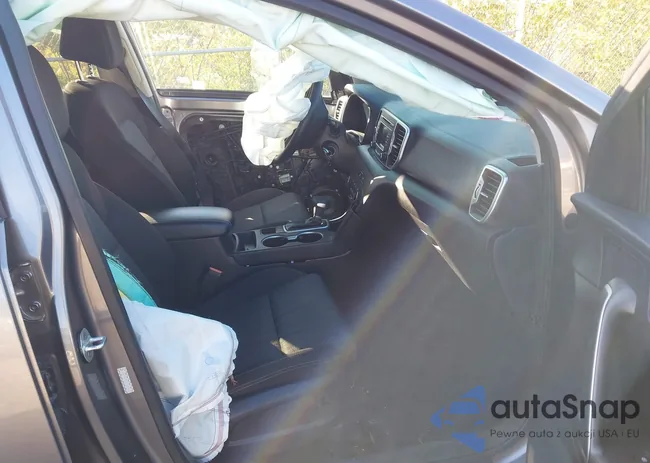 KNDPM3AC6H7137167: 43161947