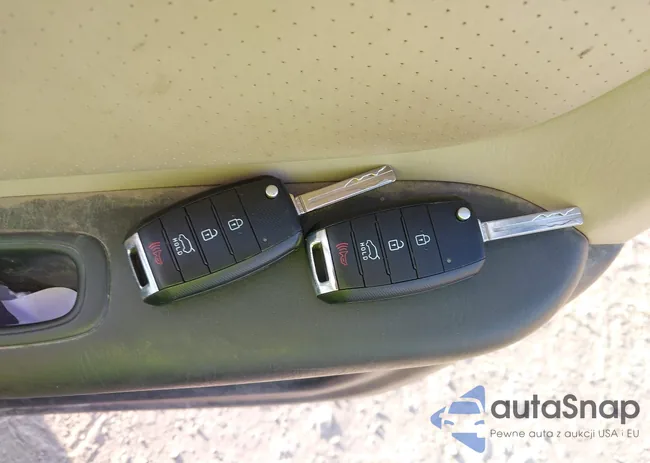 KNDPBCACXF7692996: 43163126