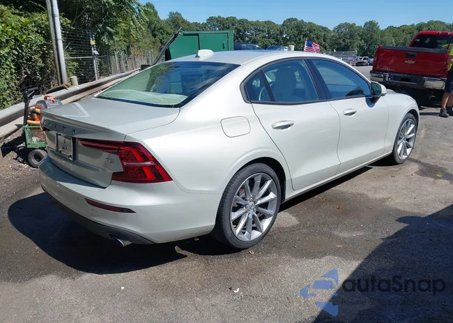 7JR102FKXMG093505: 43163234