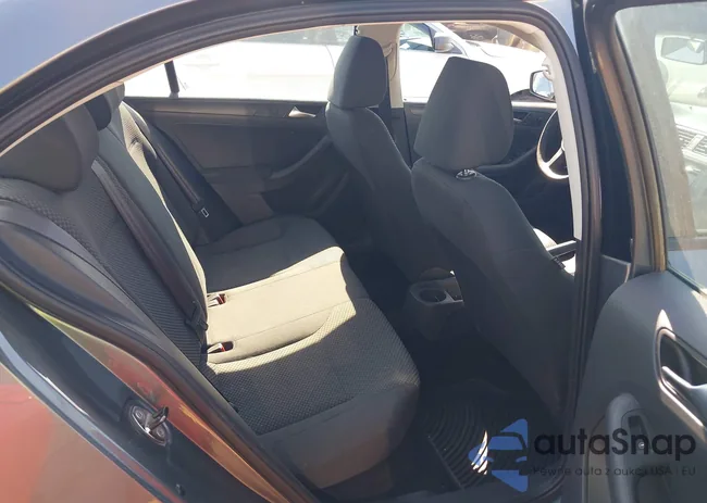 3VW2K7AJ6CM459454: 43163315