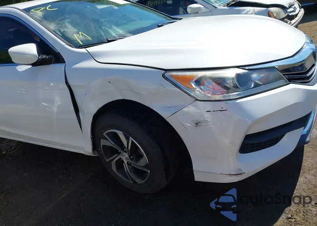 1HGCR2F39HA273655: 43163327