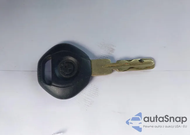 WBACD3321WAV24404: 43163382