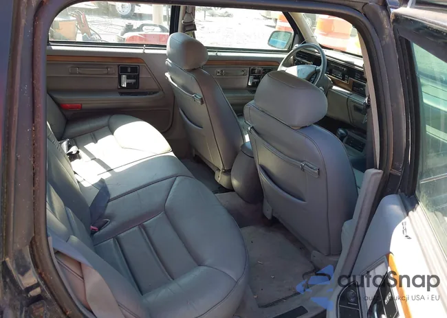 1LNLM9747RY646872: 43163438