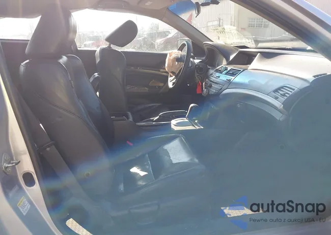 1HGCS1B87BA016842: 43163553