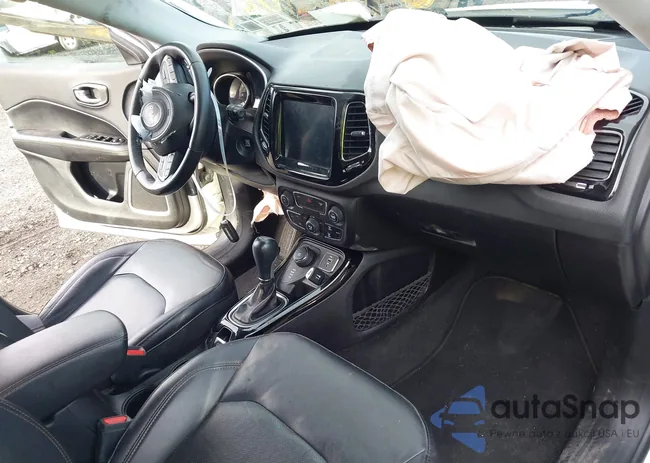 3C4NJDCBXKT753483: 43162657