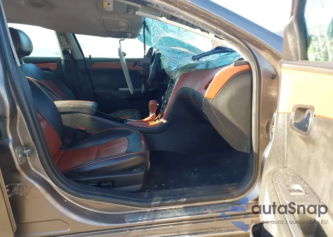 1G1ZE5EU8BF382126: 43162700