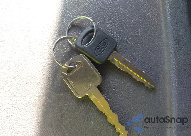 1FTJX35F9SEA79155: 43164315