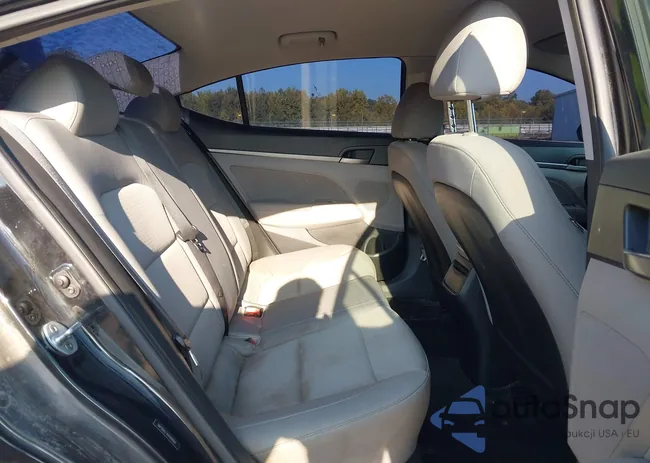 5NPD84LF4HH008991: 43164421