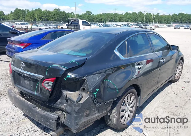 1N4AL3AP3JC265624: 43164468