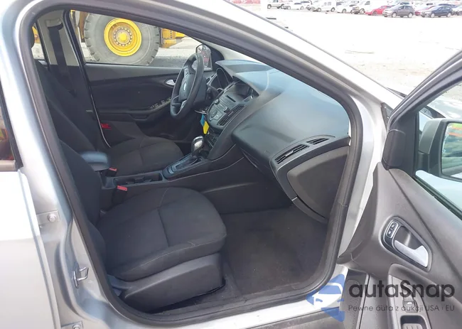 1FADP3F26FL325448: 43164512