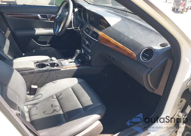 WDDGF8BB1CR206864: 43164536