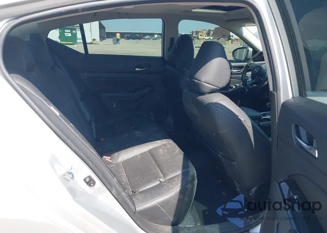 1N4BL4EV0PN331546: 43163948