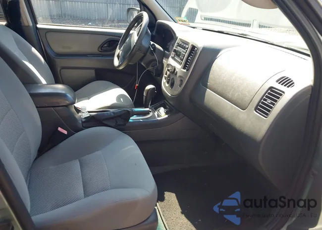 1FMYU93146KB34972: 43163967