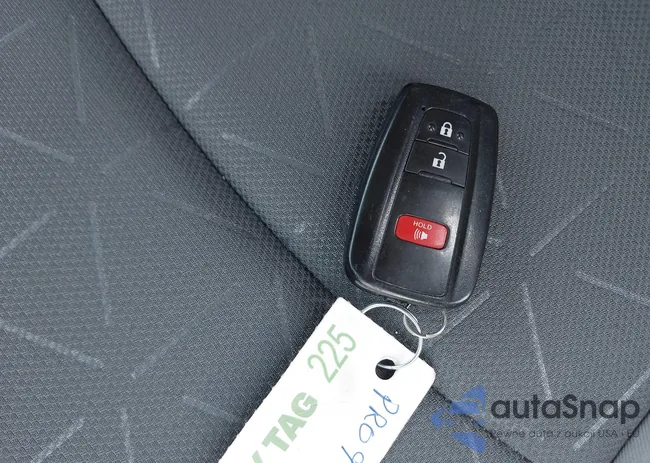 2T3W1RFVXMC140946: 43165108