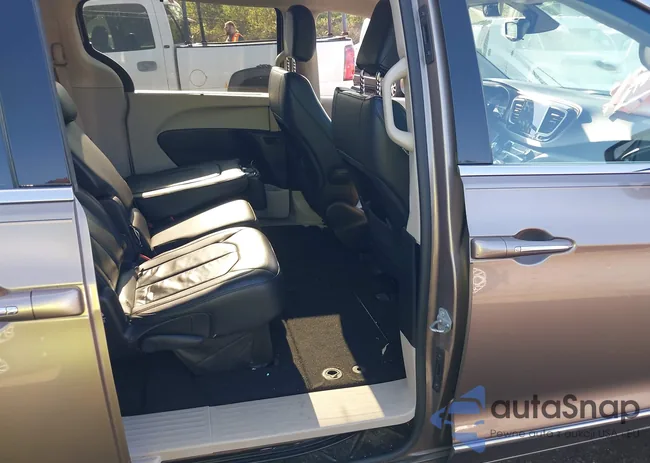 2C4RC1BG3HR729383: 43165168