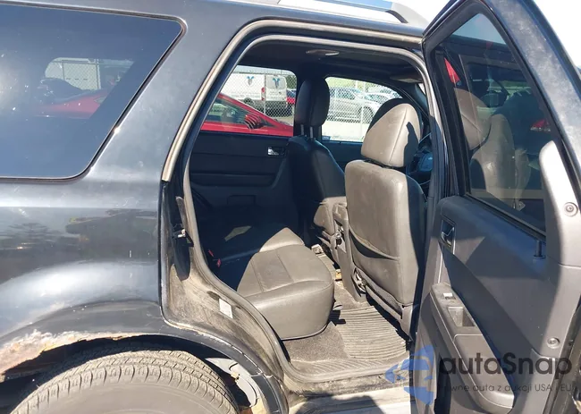 1FMCU9E74CKB25535: 43165379