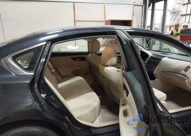 1N4AL3AP0DN520304: 43165384