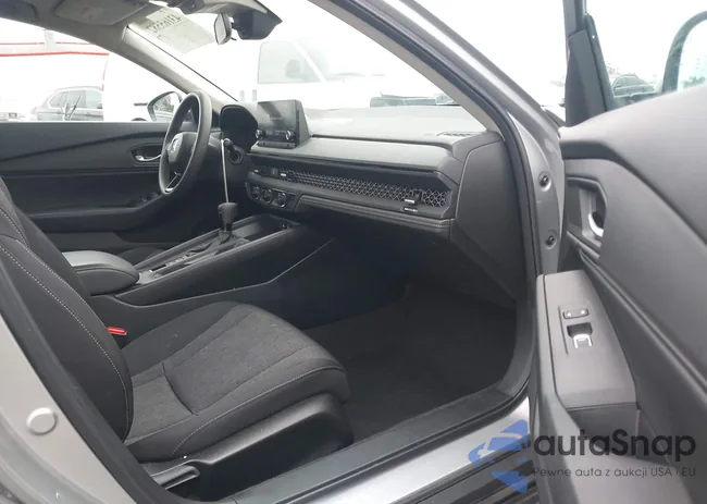 1HGCY1F35RA007094: 43165582