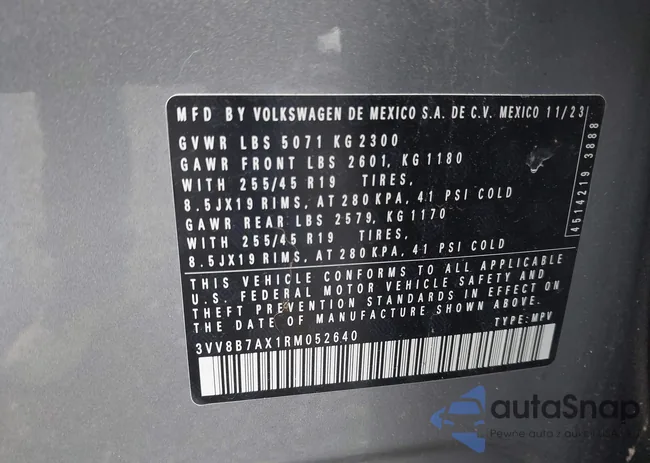 3VV8B7AX1RM052640: 43165594