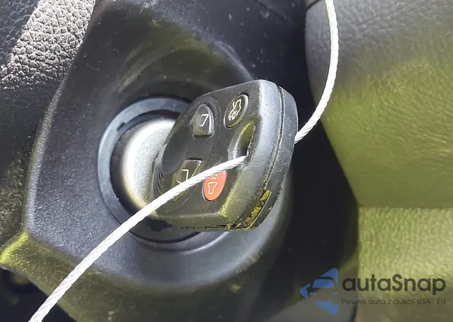 1FADP3E22EL459261: 43164634