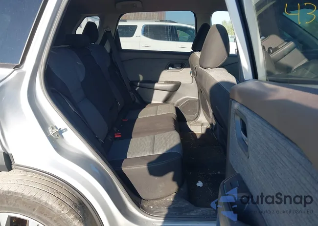 JN8BT3BBXPW464828: 43164692