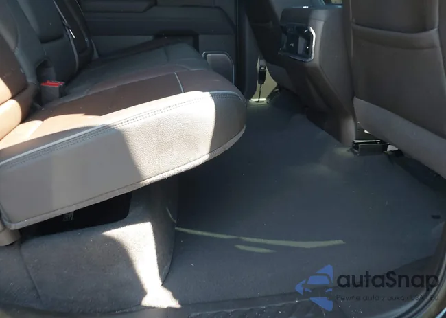 3GTUUGEL8PG152101: 43164748