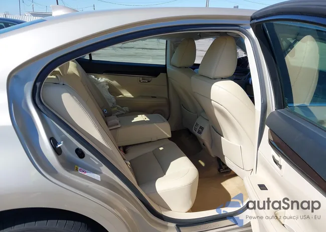 JTHBK1GG0F2179888: 43164816