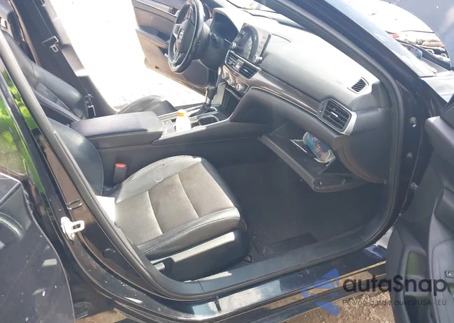 1HGCV1F33JA225628: 43164836