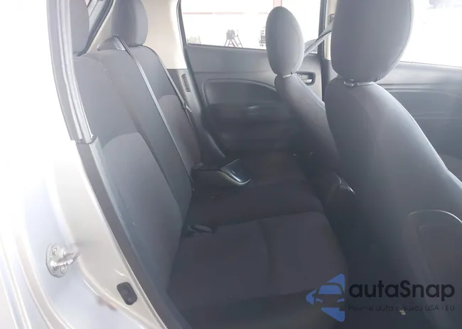 ML32A3HJ2HH006189: 43164861