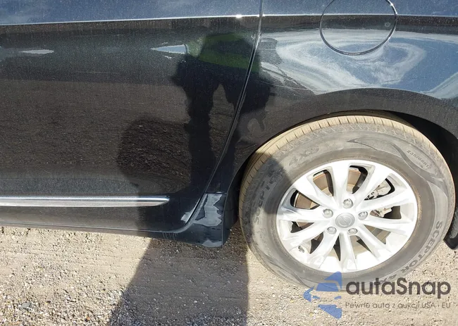 2C4RC1BGXJR119129: 43166038