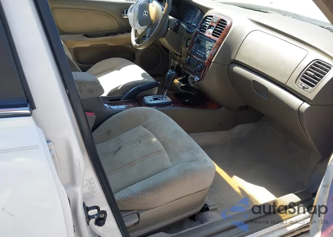 KMHWF35H84A056840: 43166068