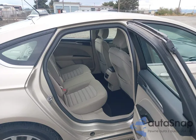 3FA6P0H70HR299837: 43166310