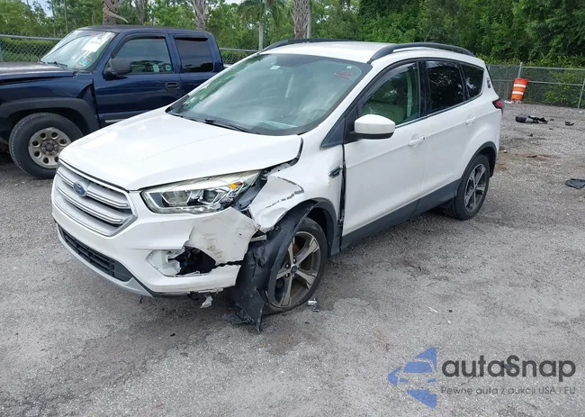 1FMCU0HD8JUC67353: 43166326