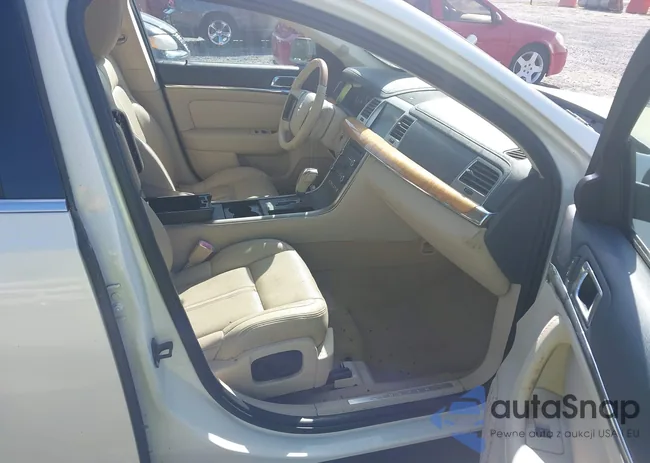 1LNHM93R49G616824: 43166418