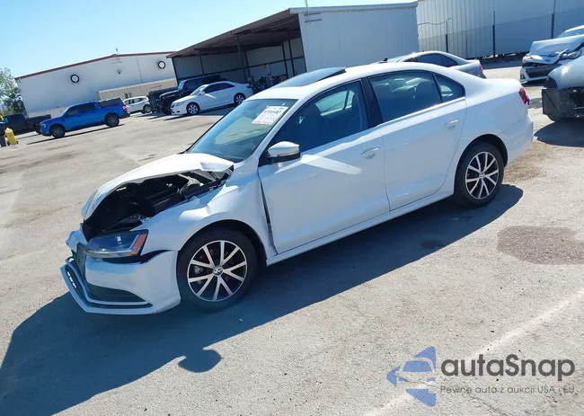 3VWDB7AJ8HM327019: 43166483