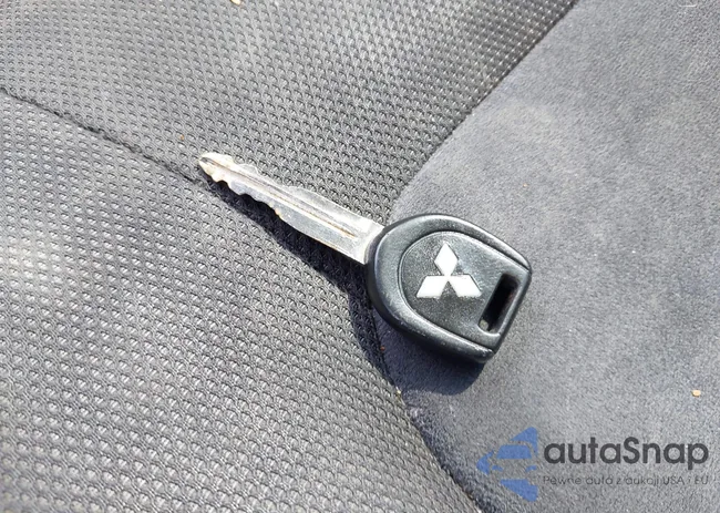 JA4LX31F04U042979: 43166497