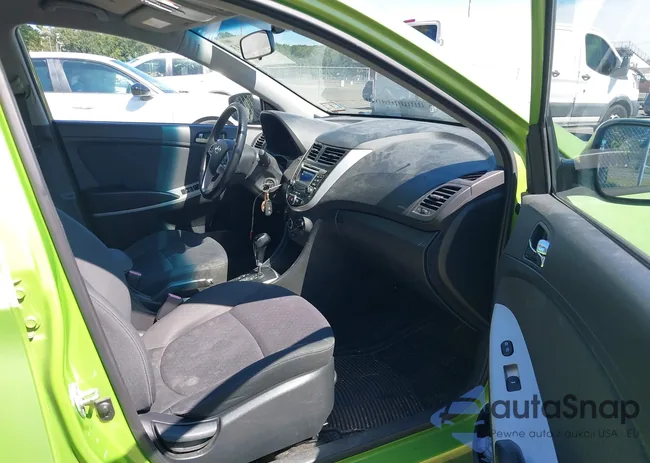 KMHCU5AE6DU069360: 43166613